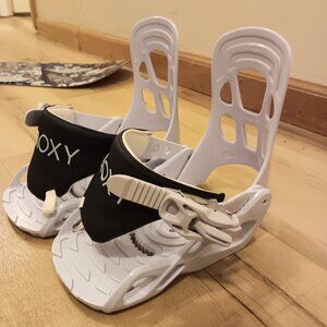 Roxy Poppy Youth Snowboard Bindings
